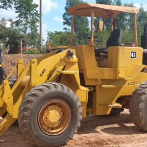 Pá carregadeira Cat 930C