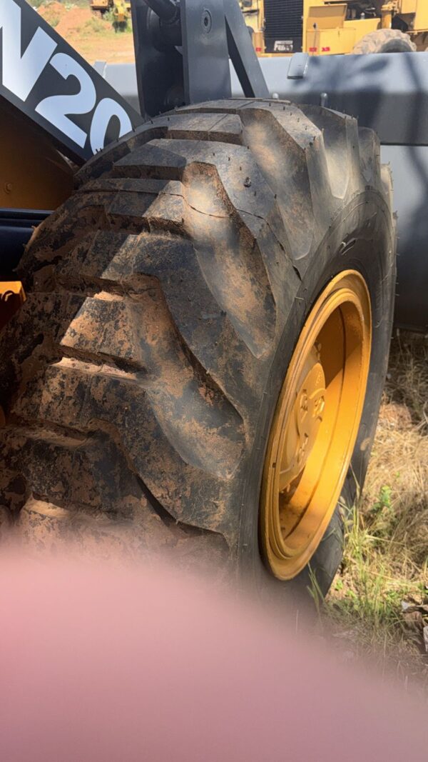 PÁ CARREGADEIRA CASE W20E - Imagem 5