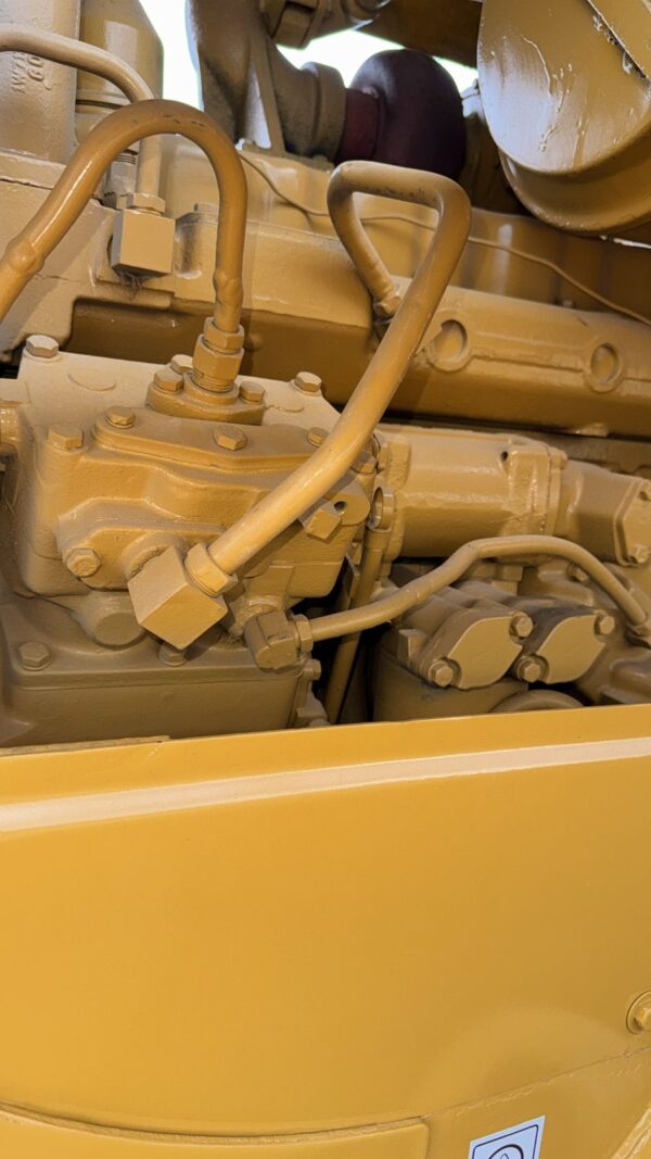 PÁ CARREGADEIRA CATERPILLAR 966C - Imagem 5