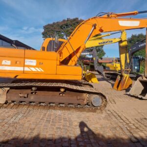 Escavadeira Doosan 225DI
